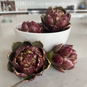 6pcs Large/Small Faux Artichokes Decoration